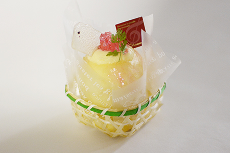まるごと桃 まるごと桃